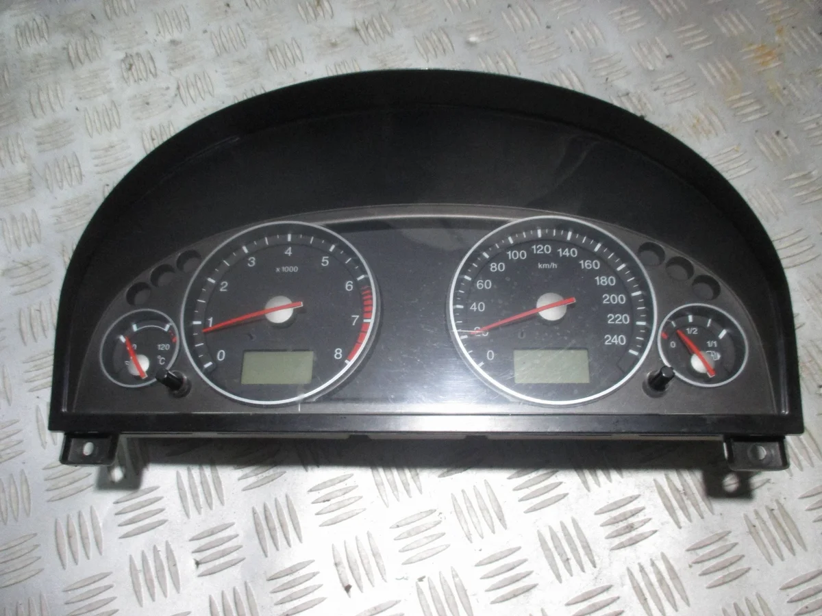 Ford Mondeo Mk III 1.8B Speedometer AIC11740