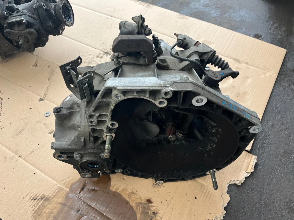 Schaltgetriebe Alfa Romeo 156 2.4 JTD image 4