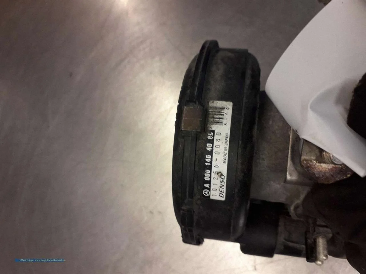 Mercedes-Benz A W168 Sekundärluftpumpe 0051512101