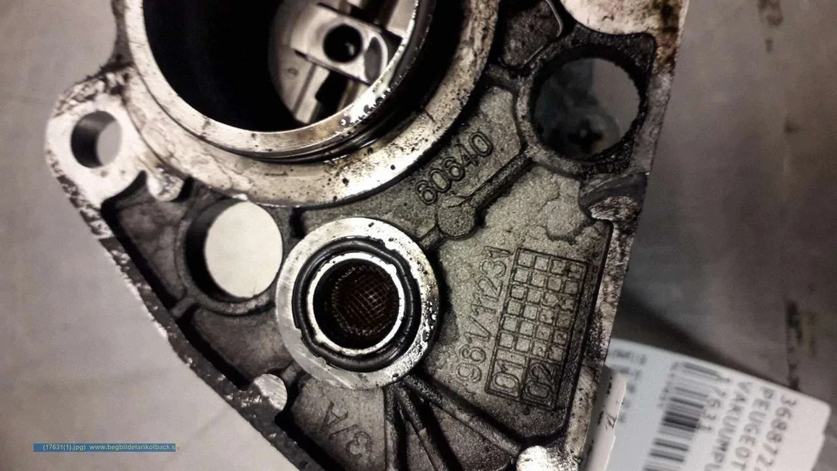 Peugeot Partner 2003 Alipainepumppu BEG4161