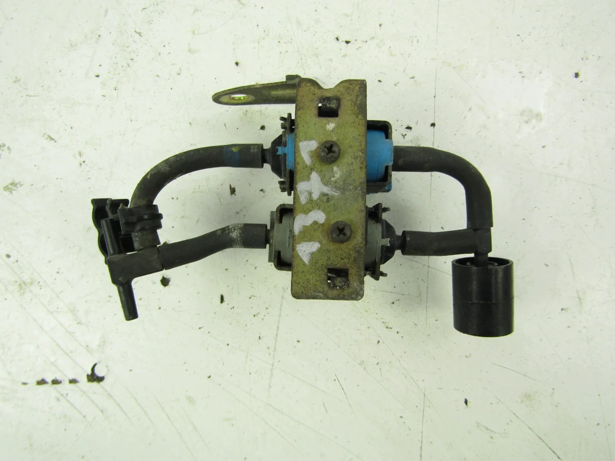 Opel Frontera B Válvula Solenoide Vacío image 5
