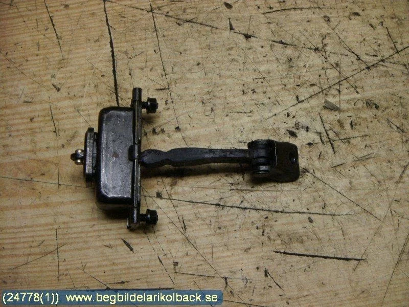2000 Saab 9-5 Front Door Limiter BEG6759