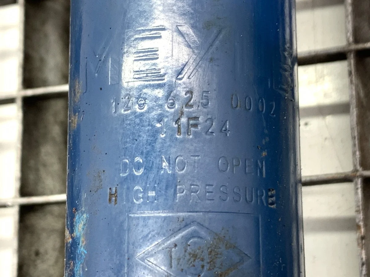 Used Front Left Strut w/ Spring Audi A6 C5 image 5