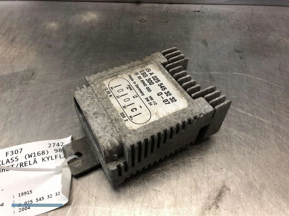 Mercedes-Benz A W168 Relais Ventilator A0255453232