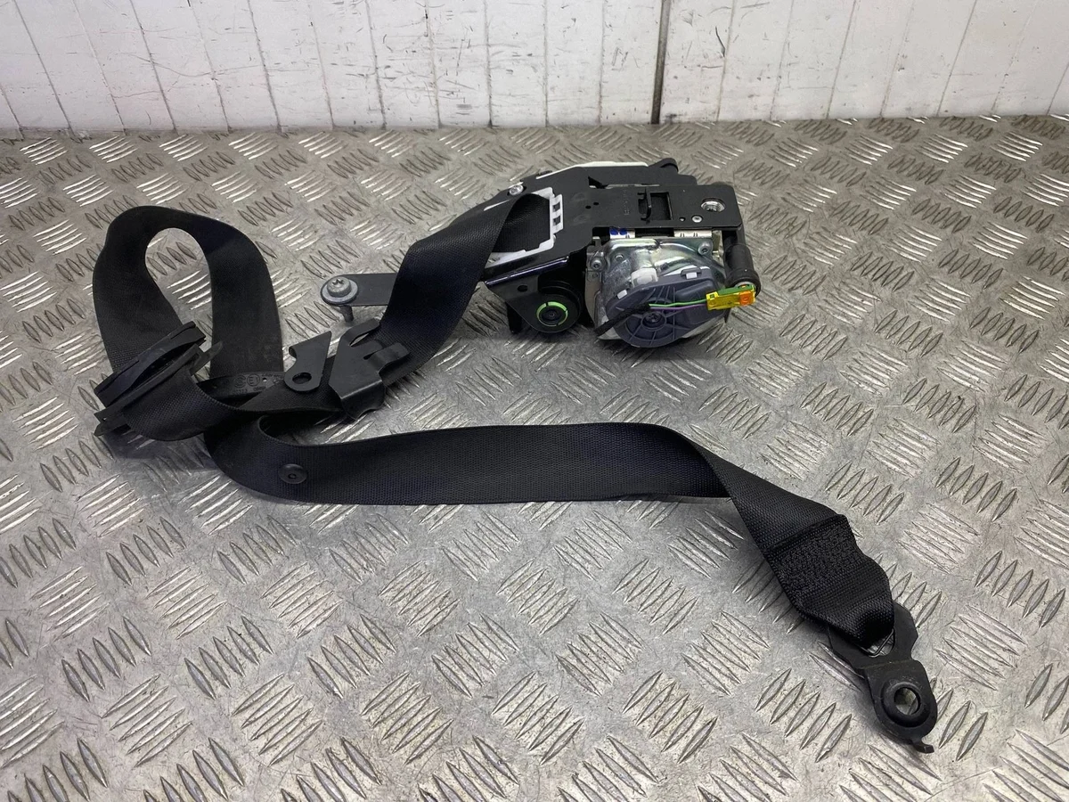 Gurtstraffer Vorne Rechts Mercedes E W212 image 7