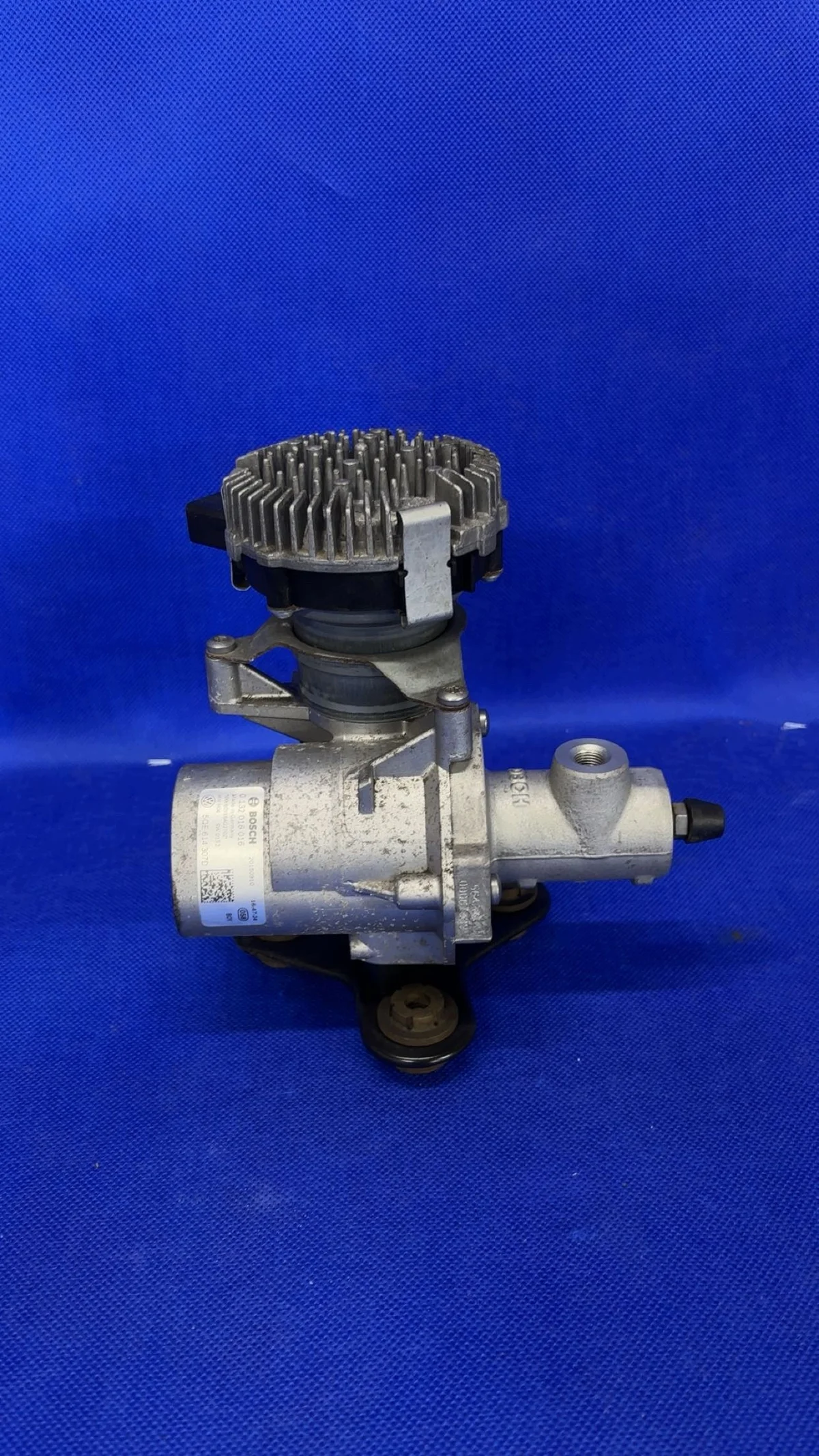 Audi A3 8V FL jarruavustin 5QE614307D