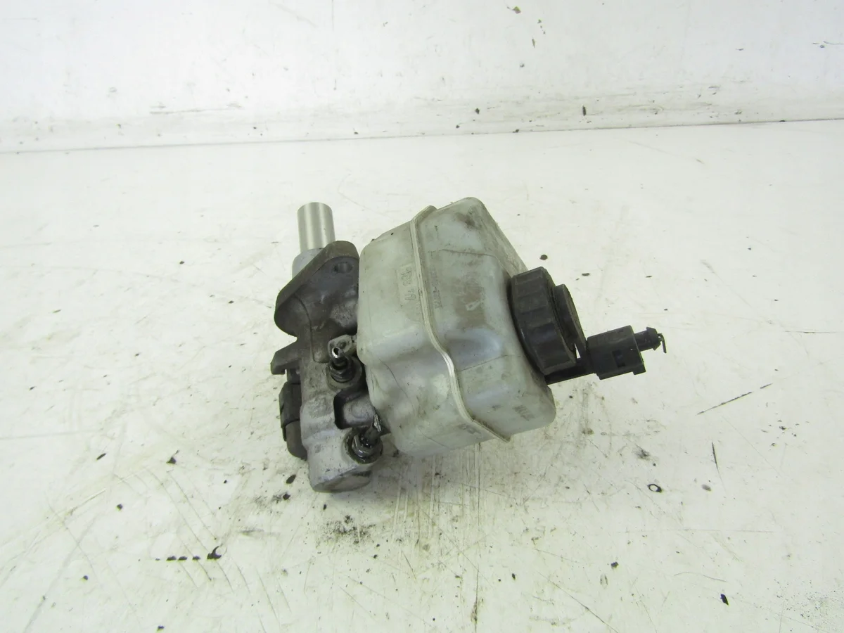 Cylindre principal frein VW Passat B6 3C1611301 image 5
