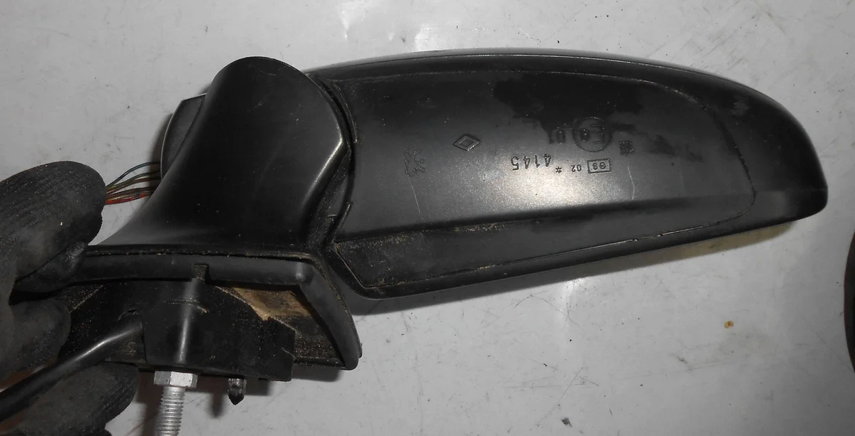 Peugeot 407 vasen peili 7 pin 014145 image 5