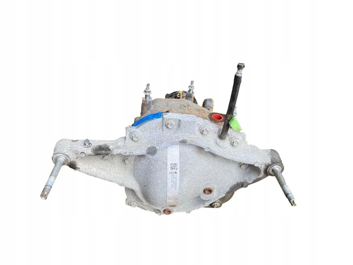 Ford Expedition Differential HL1Z4310A image 4