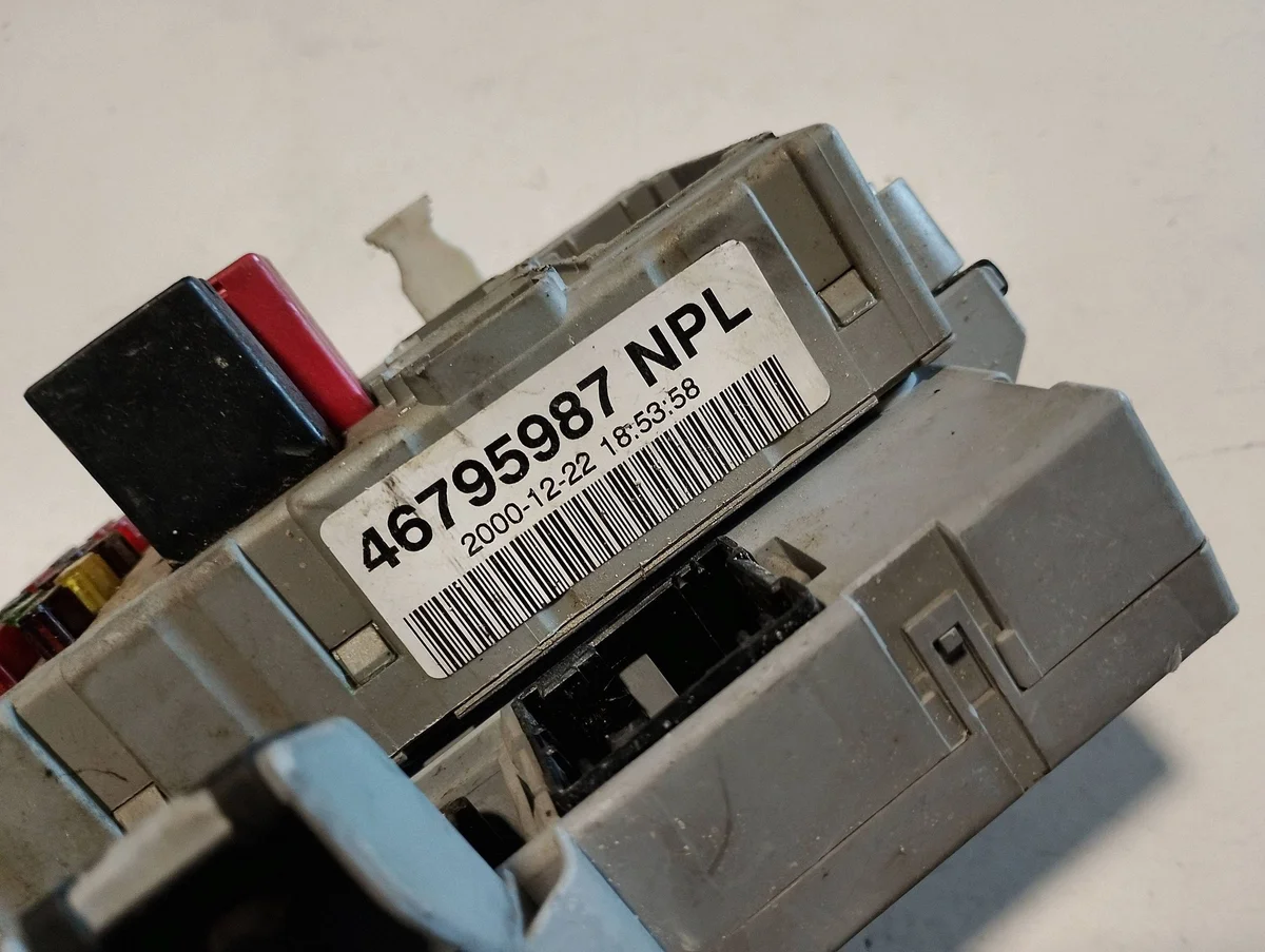 Fiat Zekeringkast 46795987 Gebruikt image 3
