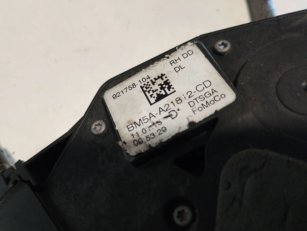 Ford oven lukon osa BM5A-A21812-CD image 3