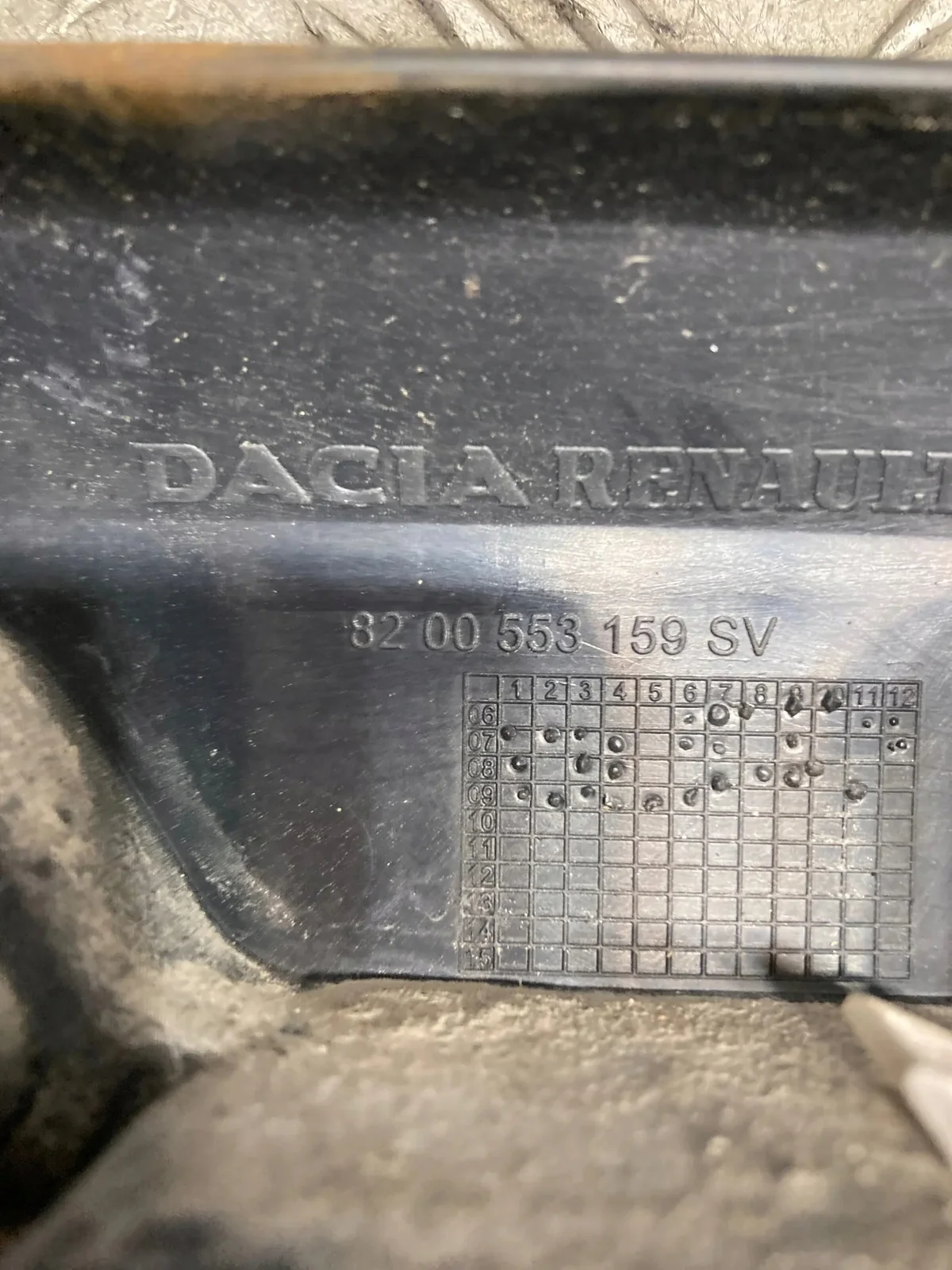 Dacia Logan Trunk Lid Latch Used 8200553159 image 4