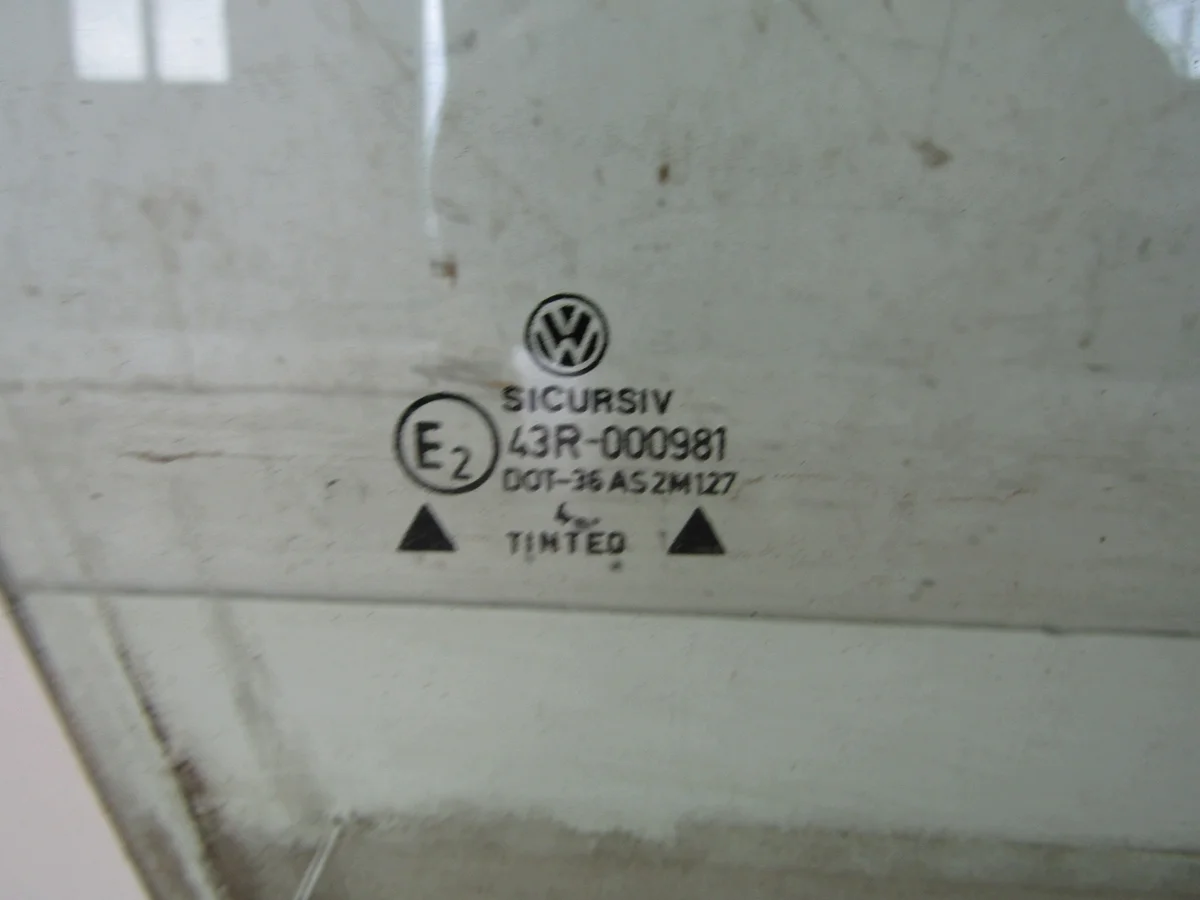 VW Passat B4 Türscheibe vorne rechts gebraucht image 3