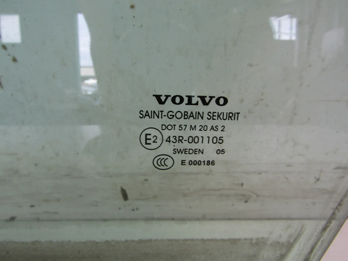 Volvo S40 2 Vidrio Puerta Izquierda image 3