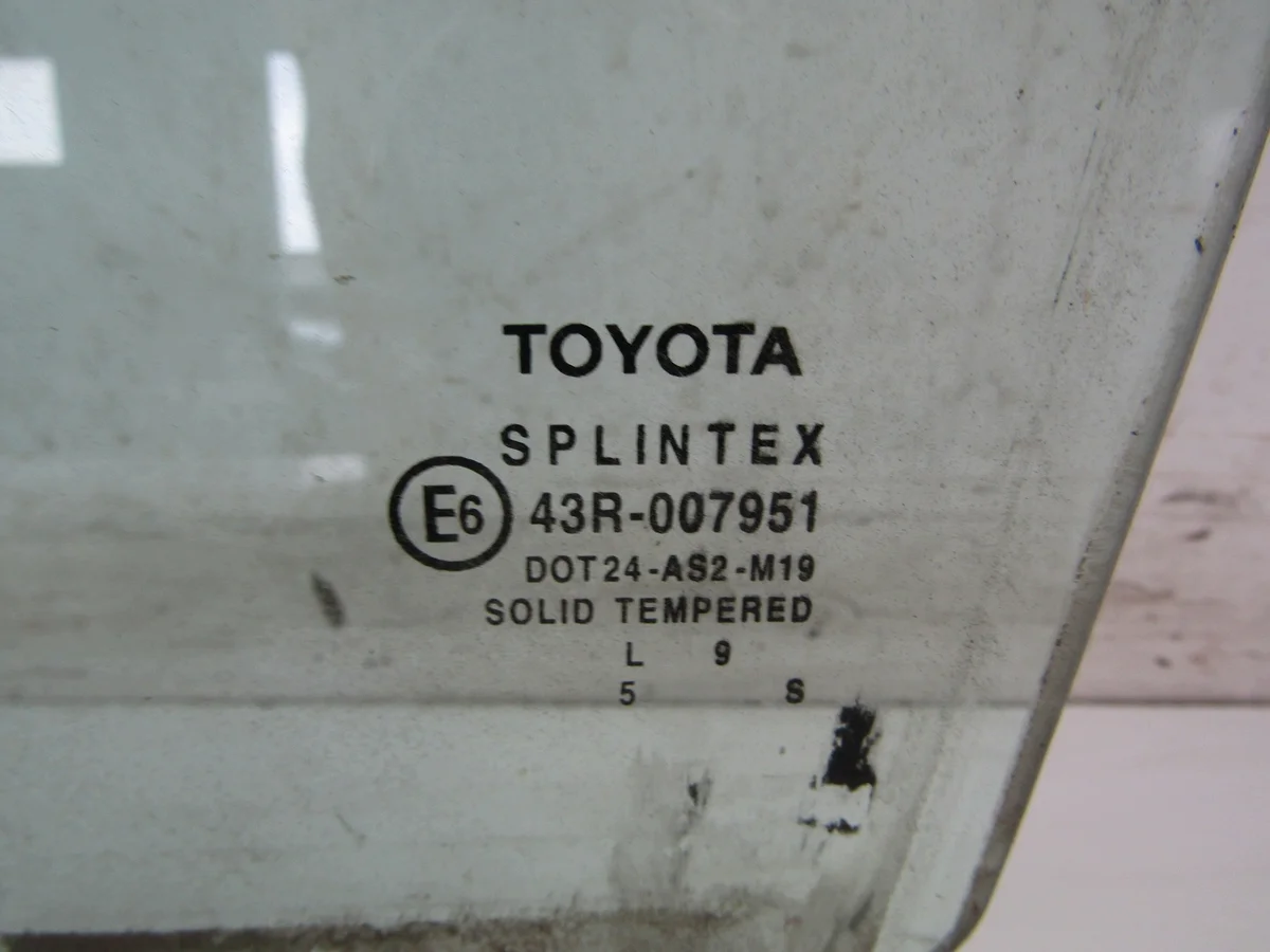 Vidro Porta Traseira Esquerda Toyota Corolla E11 image 3