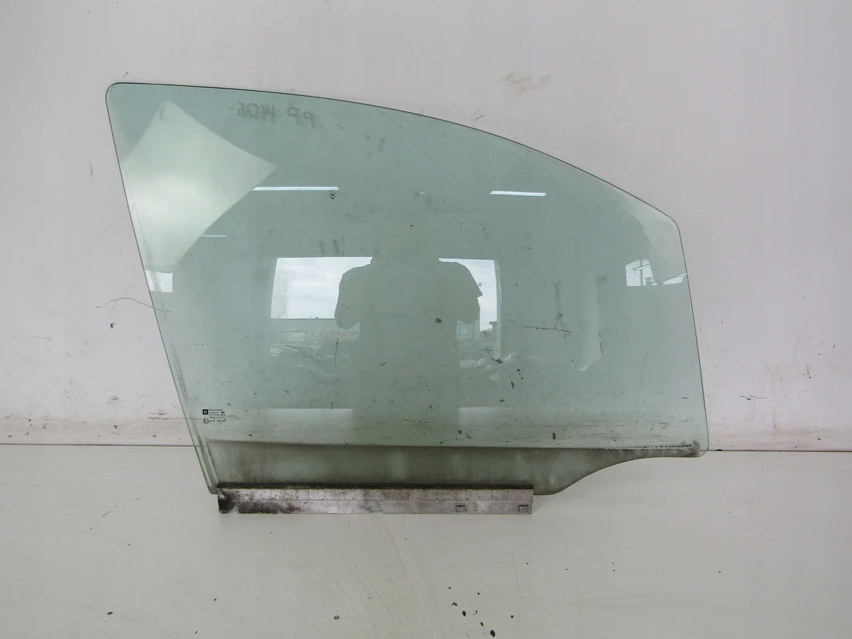 Opel Zafira A etuoven lasi oikea AK-6-99520
