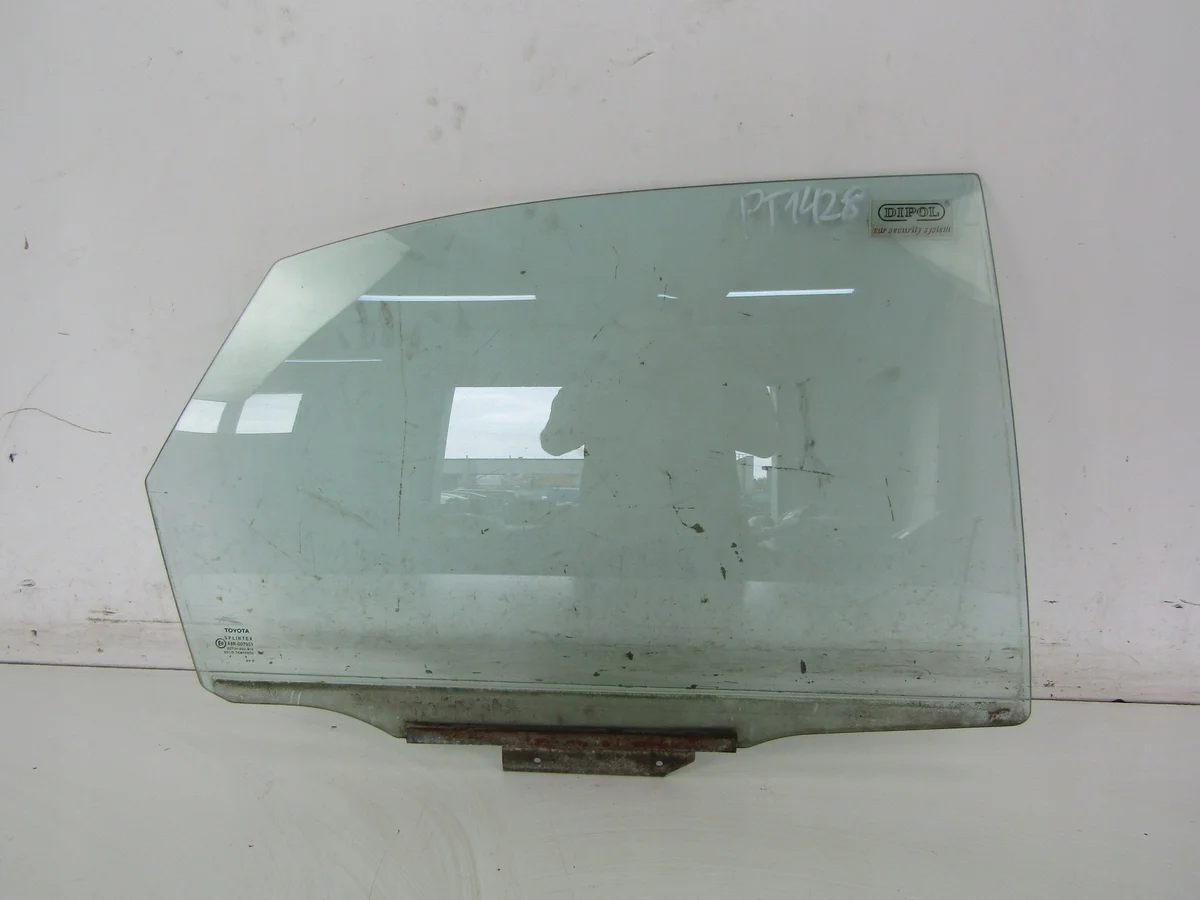 Toyota Corolla E11 Rear Door Glass Right Used
