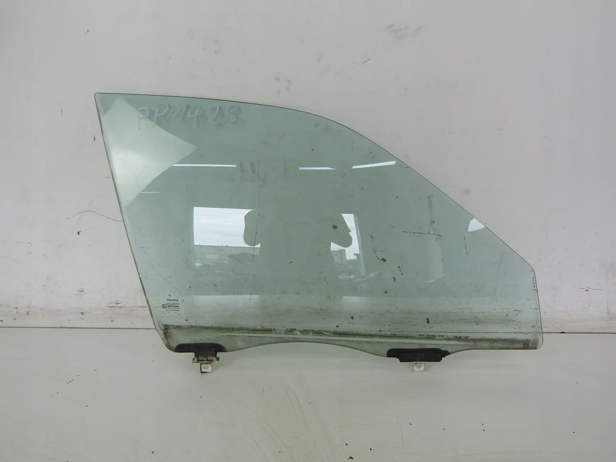 Toyota Corolla E11 Front Right Door Glass Used