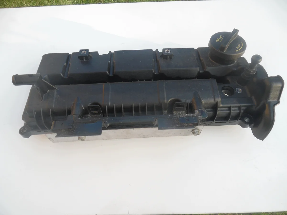 Ventildeckel HYUNDAI KIA 1.6 CRDI D4FE gebraucht image 4