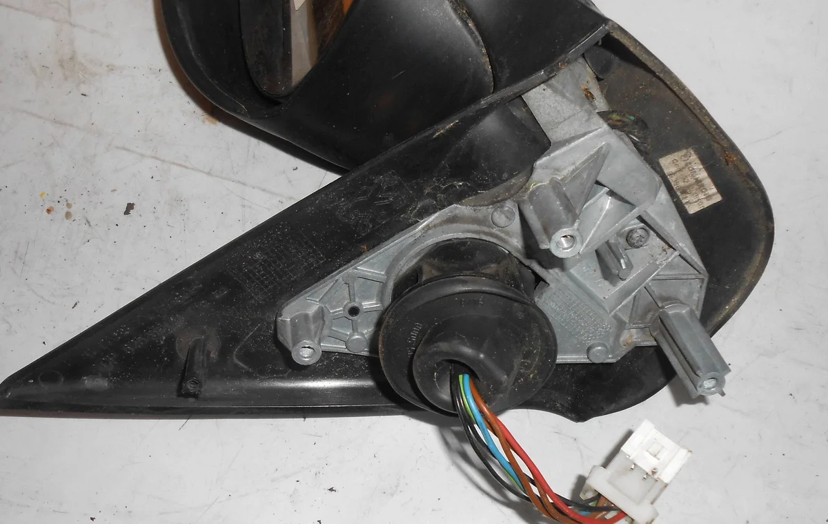 Peugeot 206 CC Espejo Derecho E2017003 image 5