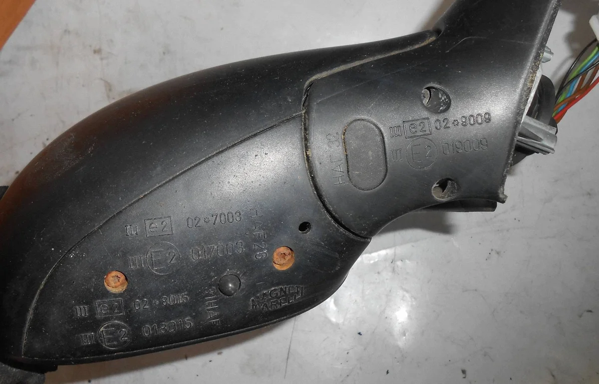 Peugeot 206 CC Espejo Derecho E2017003 image 6