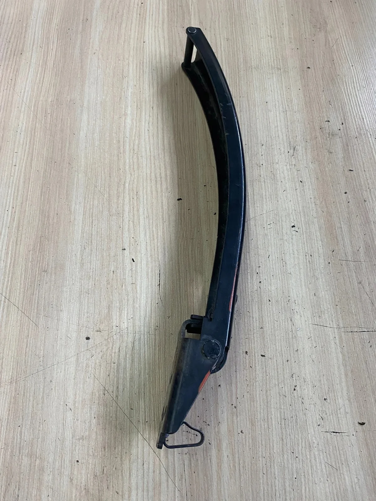 VW Crafter TGE 17-20 Butée de porte arrière image 4