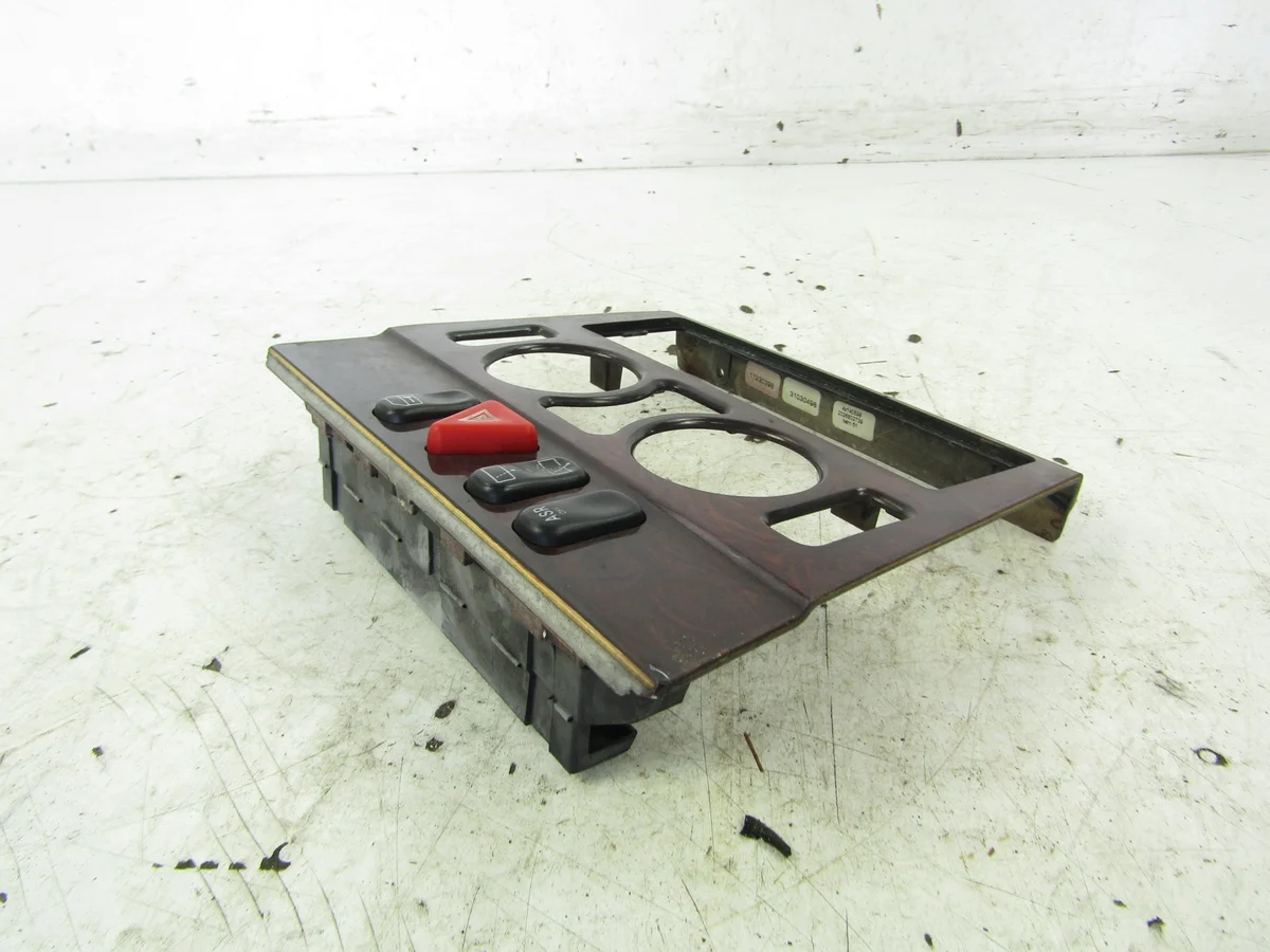 Mercedes C W202 Radioblende Navigation AK-6-99653 image 4