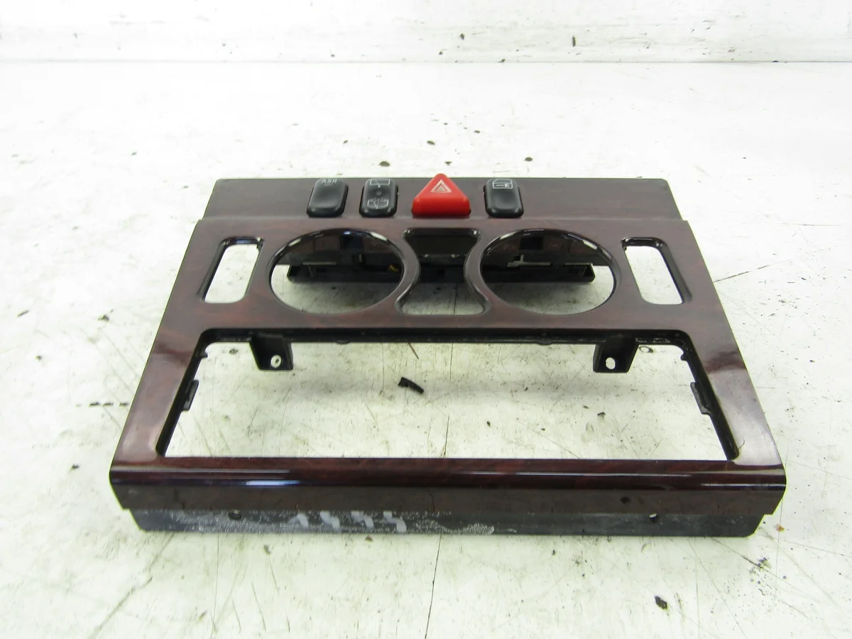 Mercedes C W202 Radioblende Navigation AK-6-99653 image 6