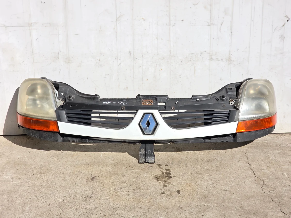 Renault Master II 2.5 DCI Front Complete Set image 8