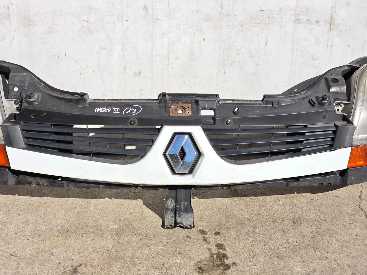 Renault Master II 2.5 DCI Front Complete Set image 10