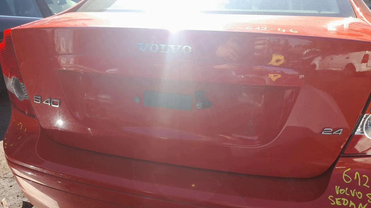 Hayon Volvo S40 II UYTHGRFEC Occasion image 4