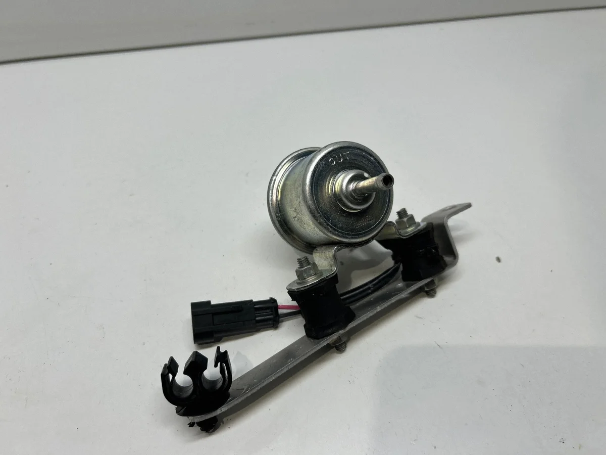 Relais Kraftstoffpumpe Ligier JS 50 GHM19174 image 5