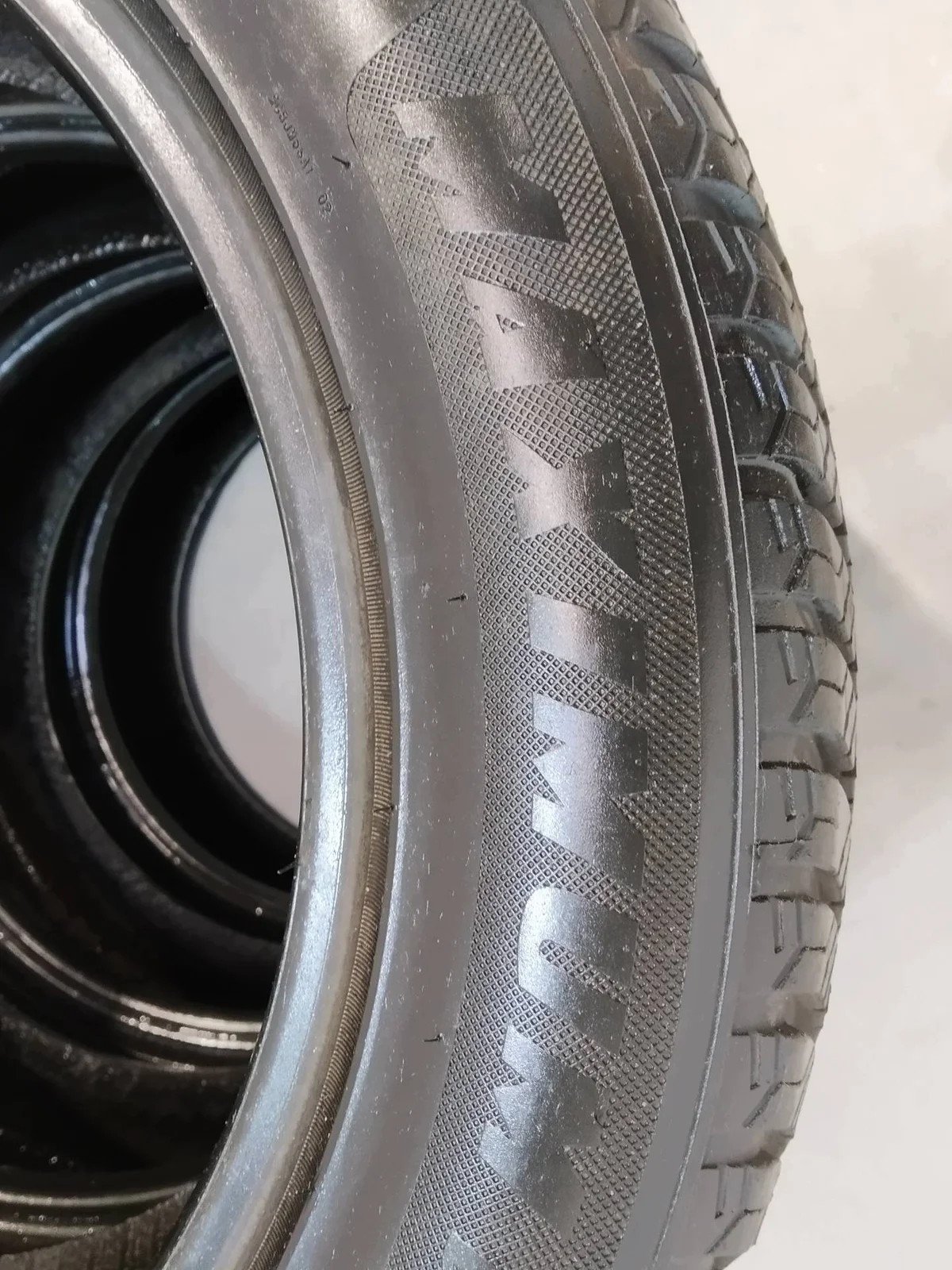 4x Pneumatici Usati 205/55R16 MAXIMUM image 7
