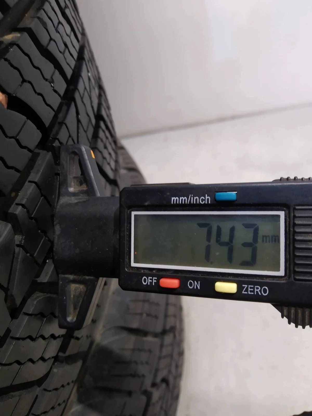 4x Ganzjahresreifen CATCHFORS WINDFORCE 185/55R14 image 4