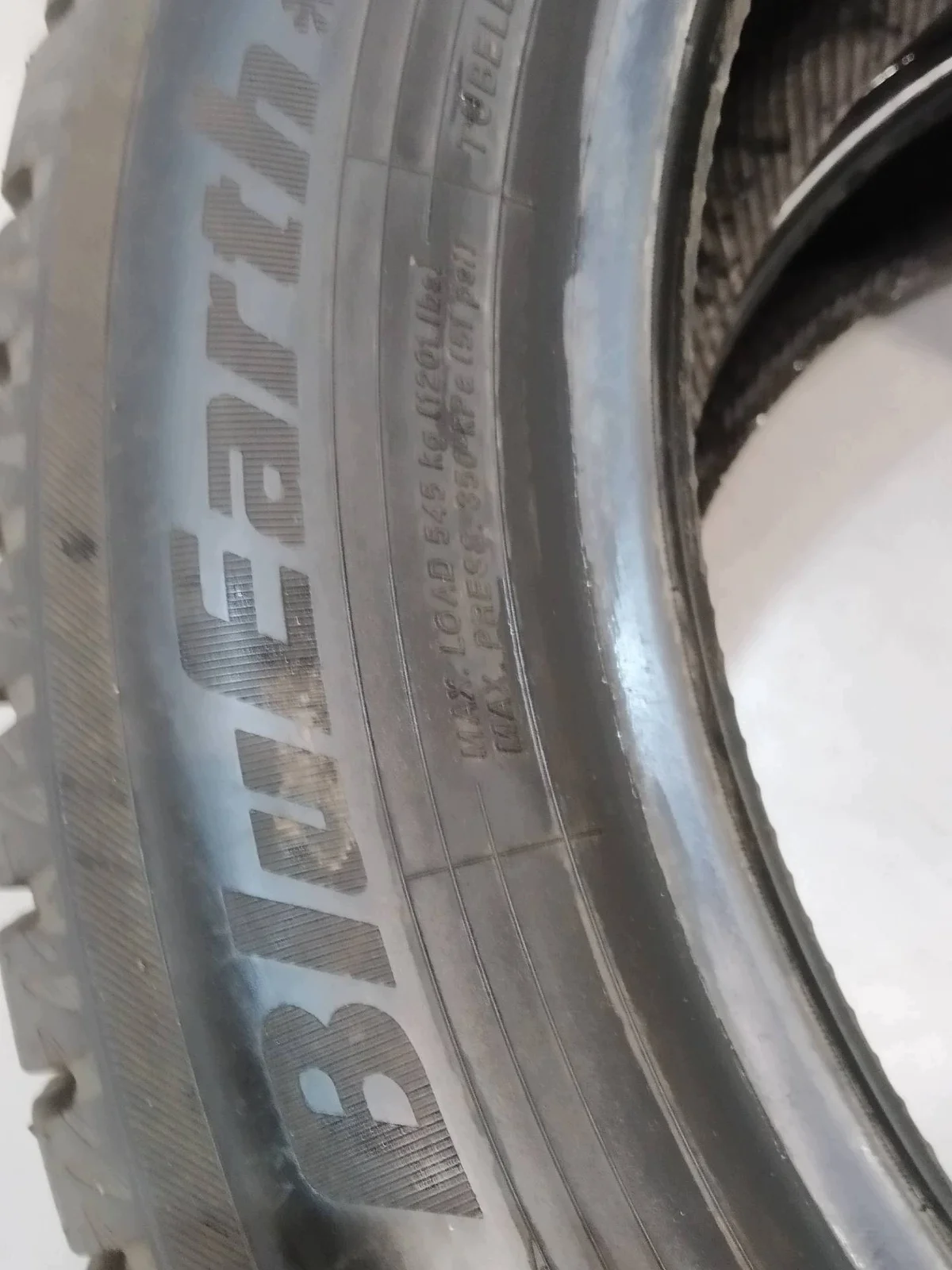 2x Yokohama Bluearth talvirengas 195/55R16 image 3