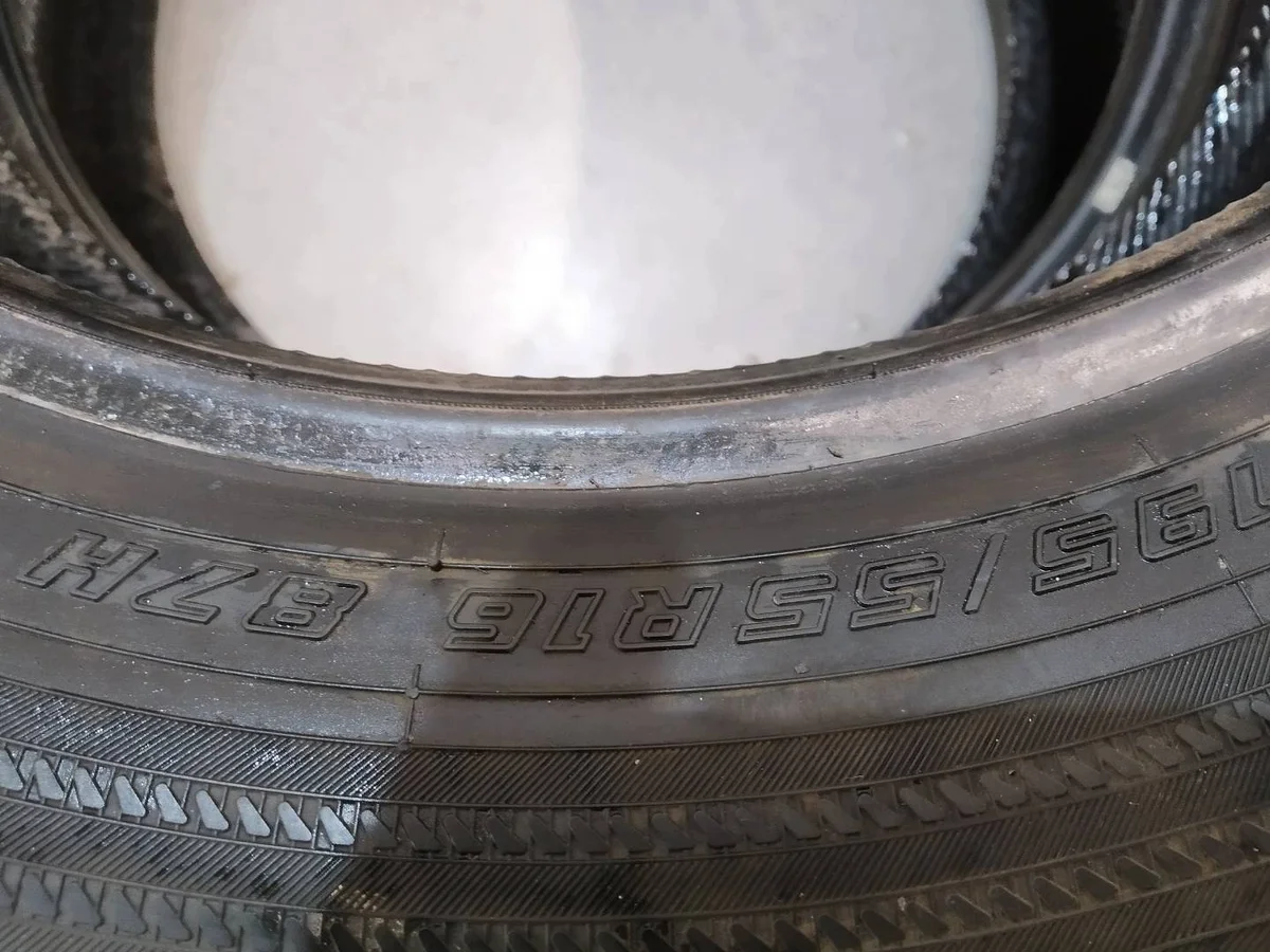 2x Yokohama Bluearth talvirengas 195/55R16 image 6