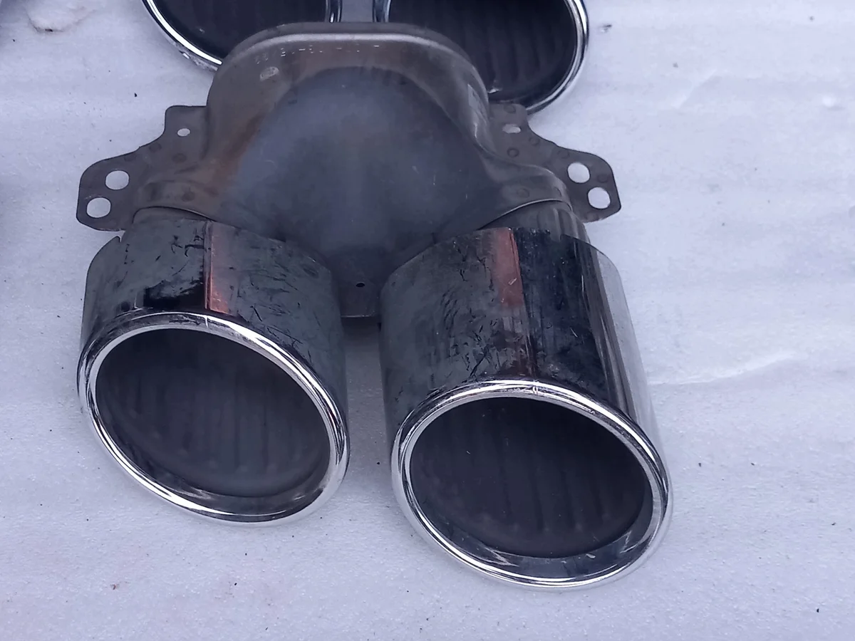 Pakoputken pää Mercedes A0004901300