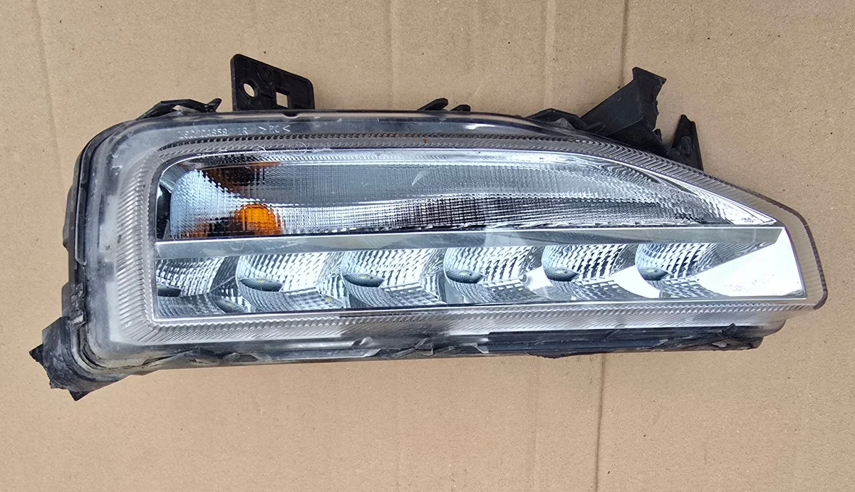 Volkswagen T-Roc LED suuntavilkku oikea
