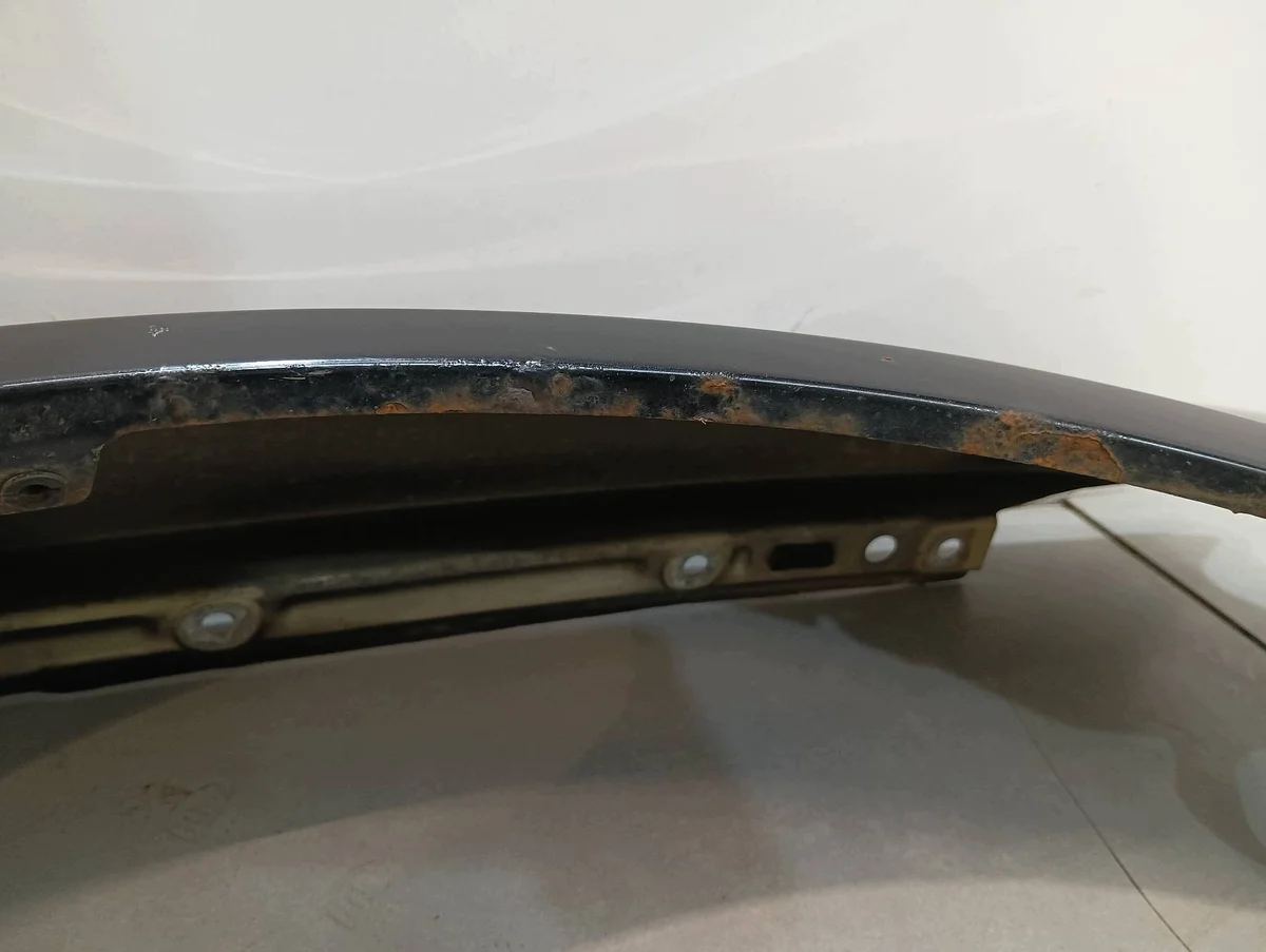 Kotflügel Rechts Vorne Schwarz Skoda Superb I image 7