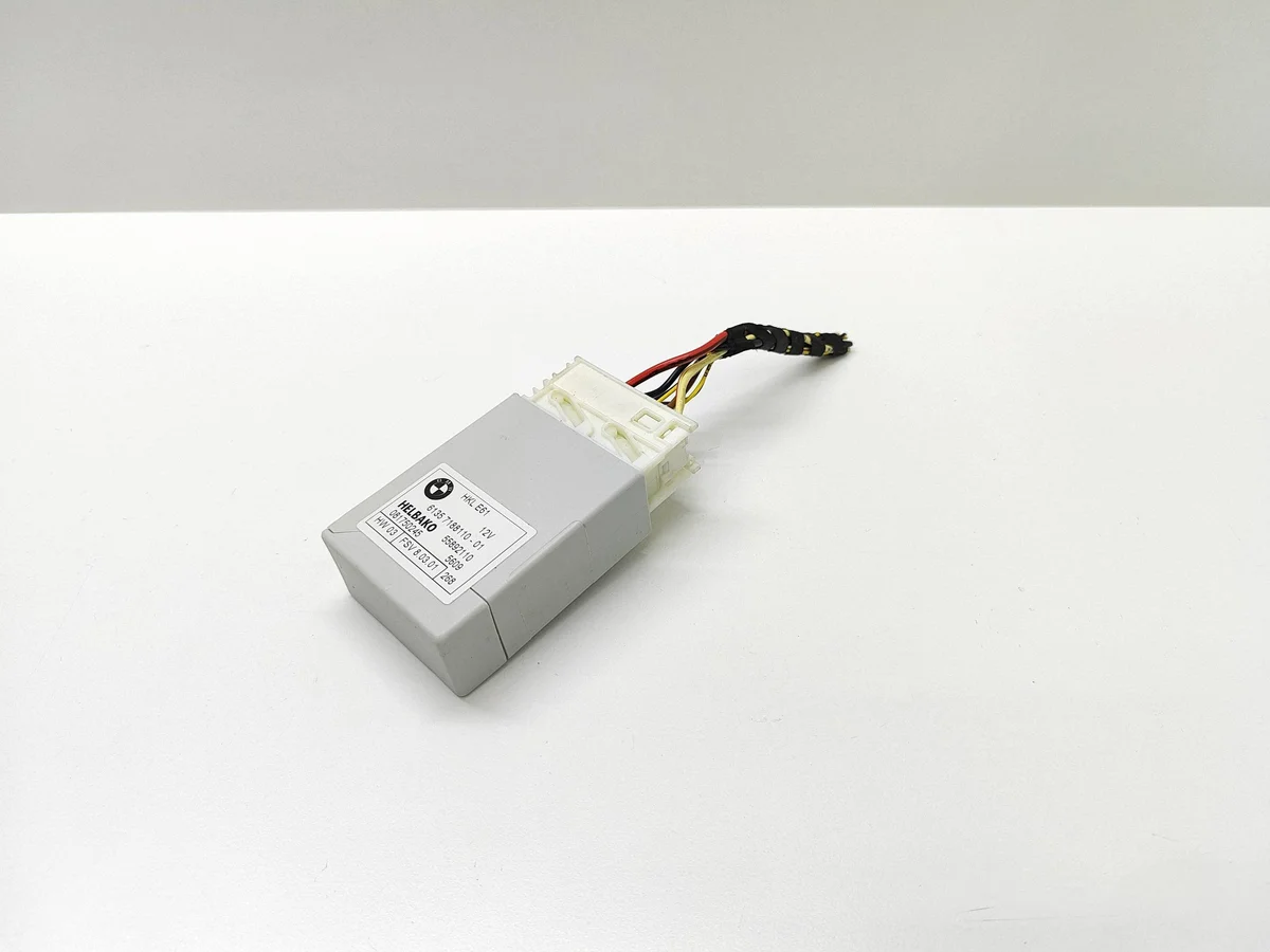 Module hayon BMW 5 E60 E61 7188110