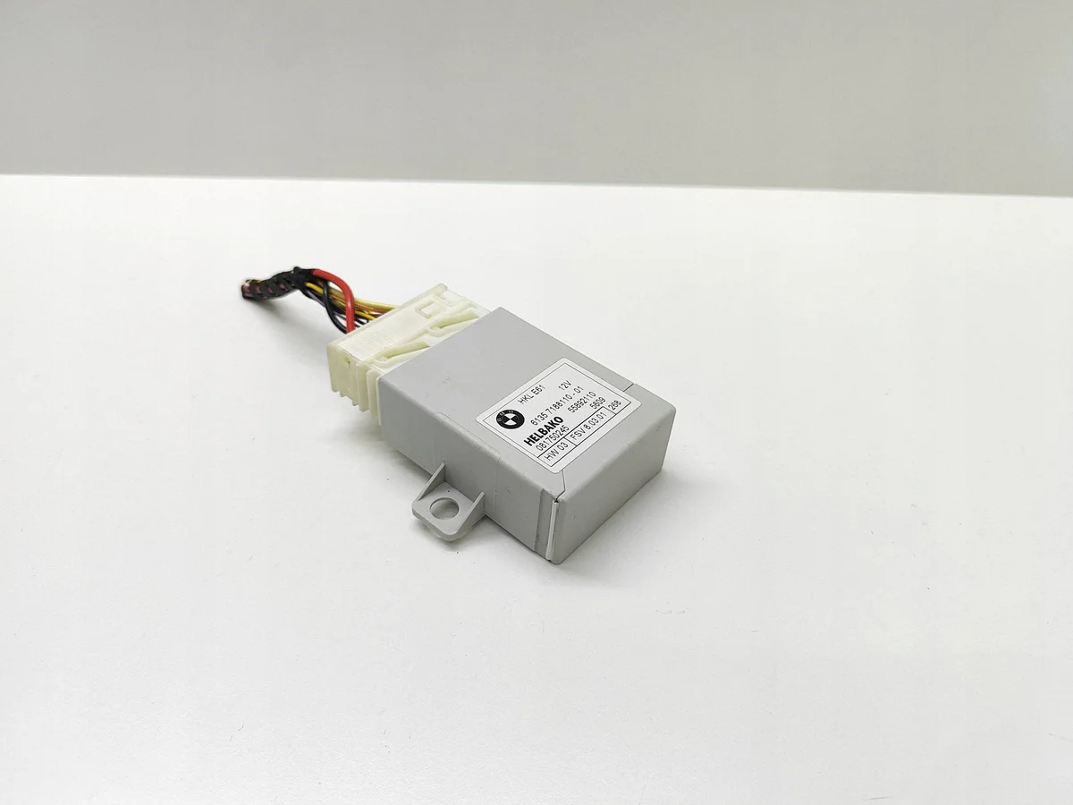Module hayon BMW 5 E60 E61 7188110 image 5