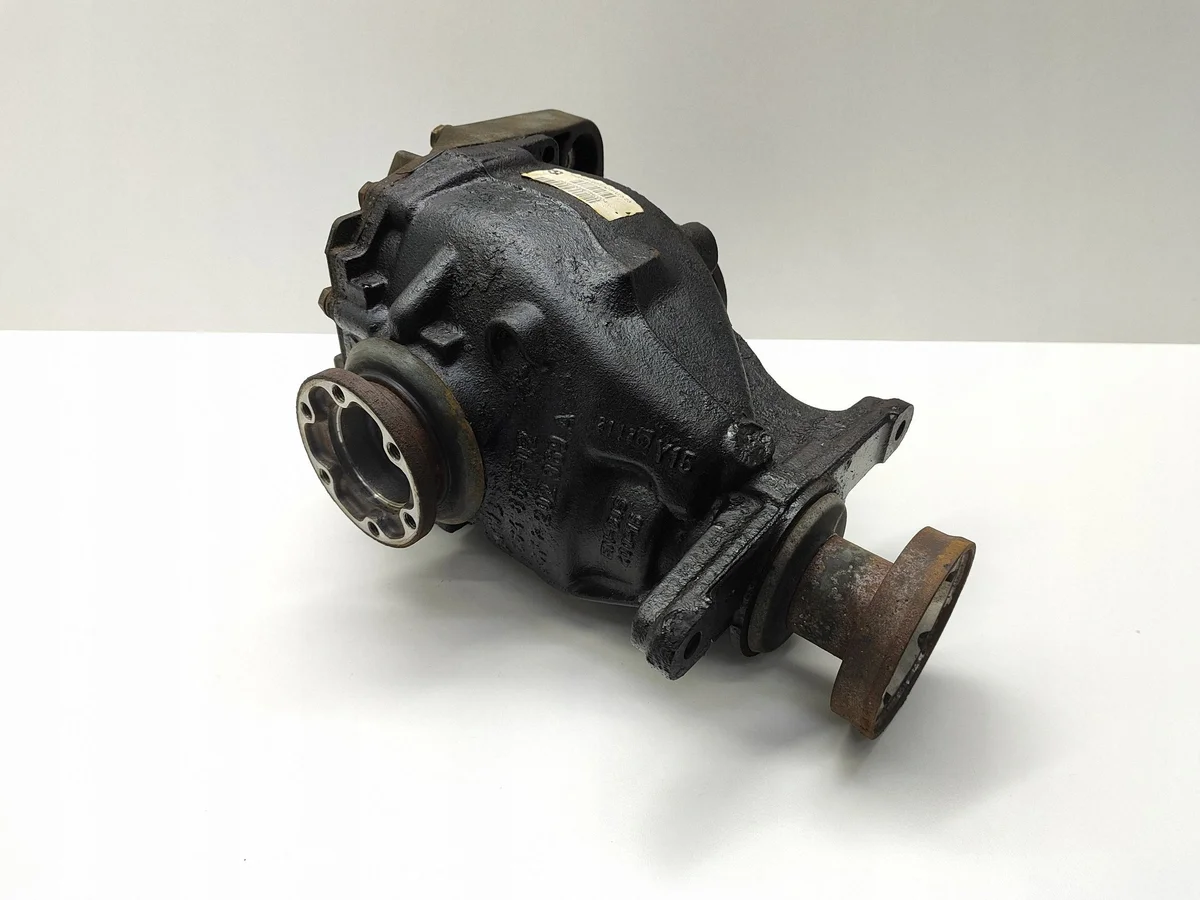 BMW E60 E61 Rear Differential 7560591