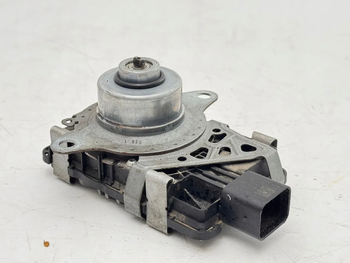 BMW 8 G16 8485040 - Unidade de Controle image 3