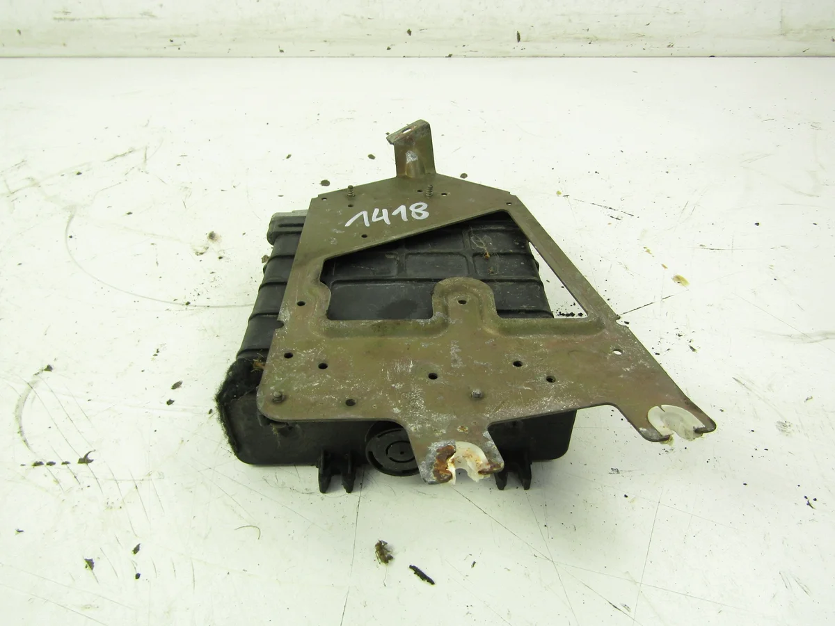 Unidade de Controle Motor VW Passat B4 037906258AM image 5