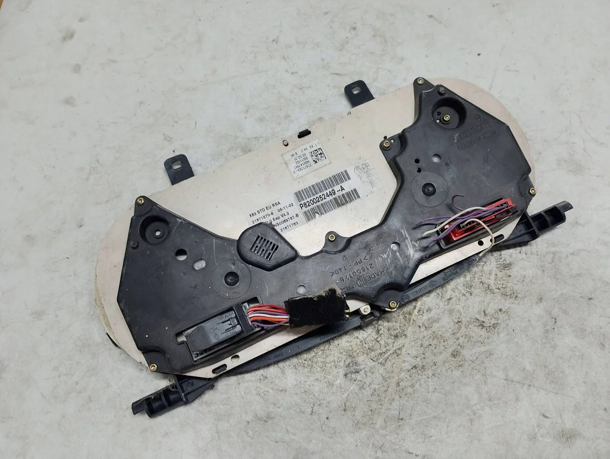 Renault Trafic II Zähler P8200252449A image 6
