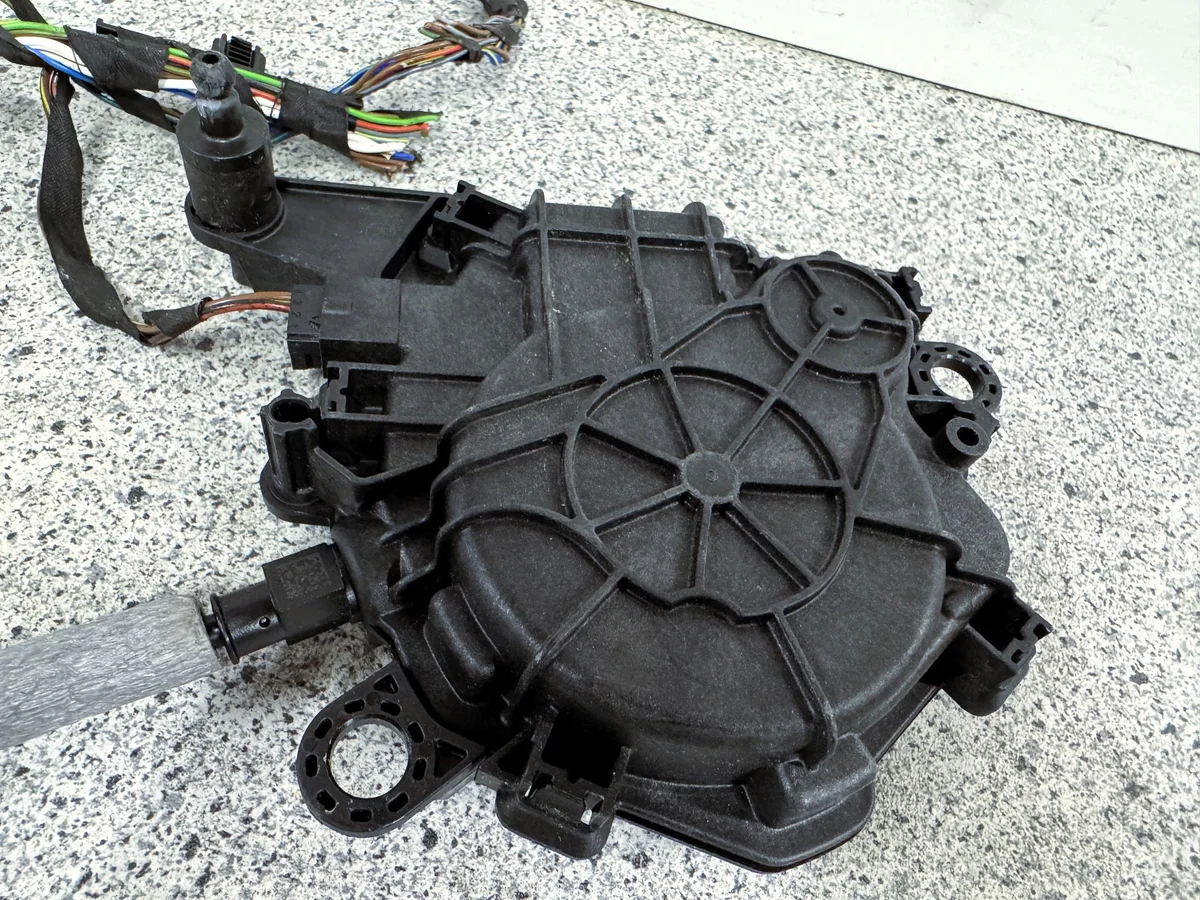 BMW X5 G05 Heckklappenantrieb gebraucht image 3
