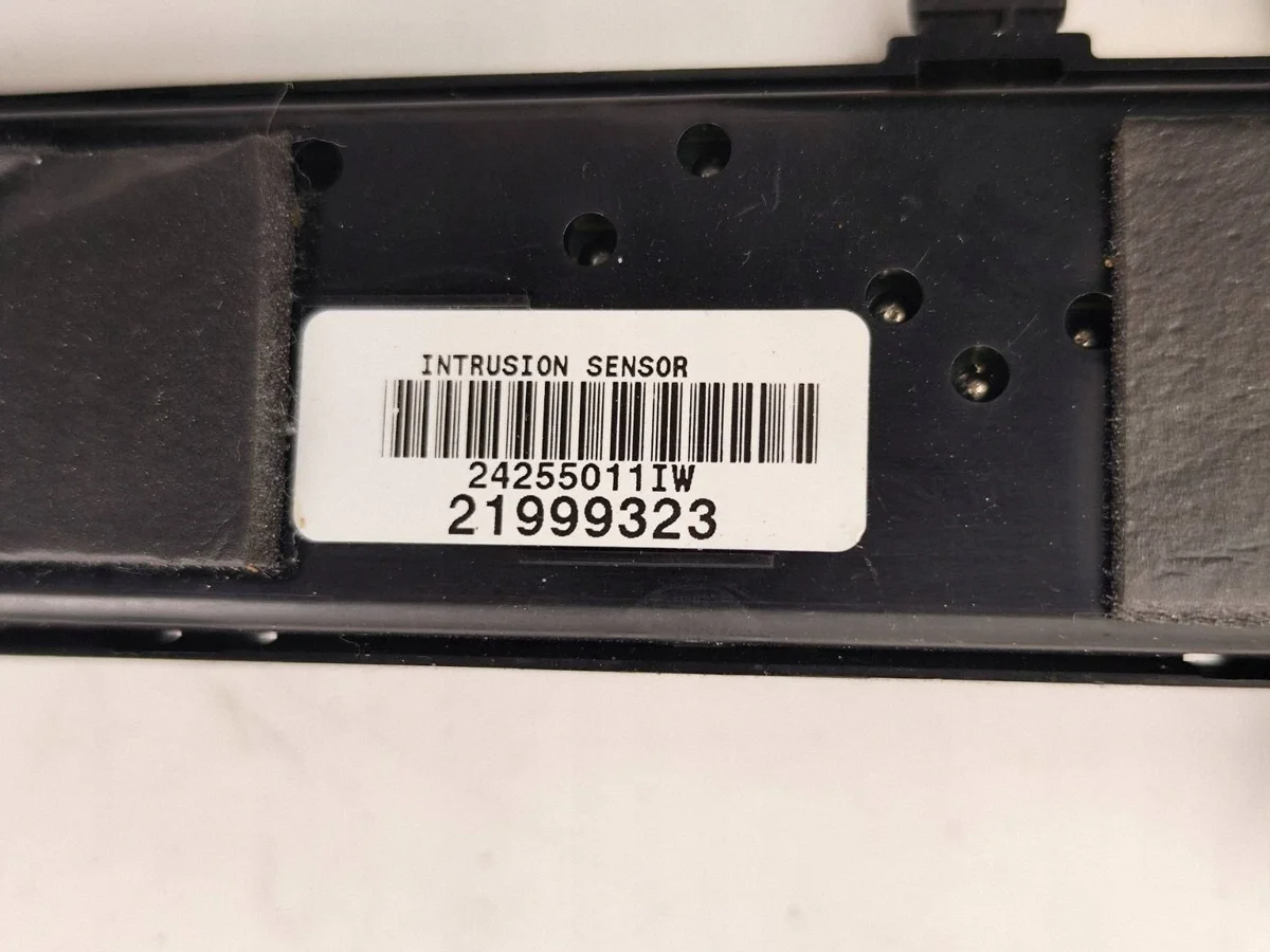 Sensor Alarma Chevrolet Corvette C6 Usado image 5