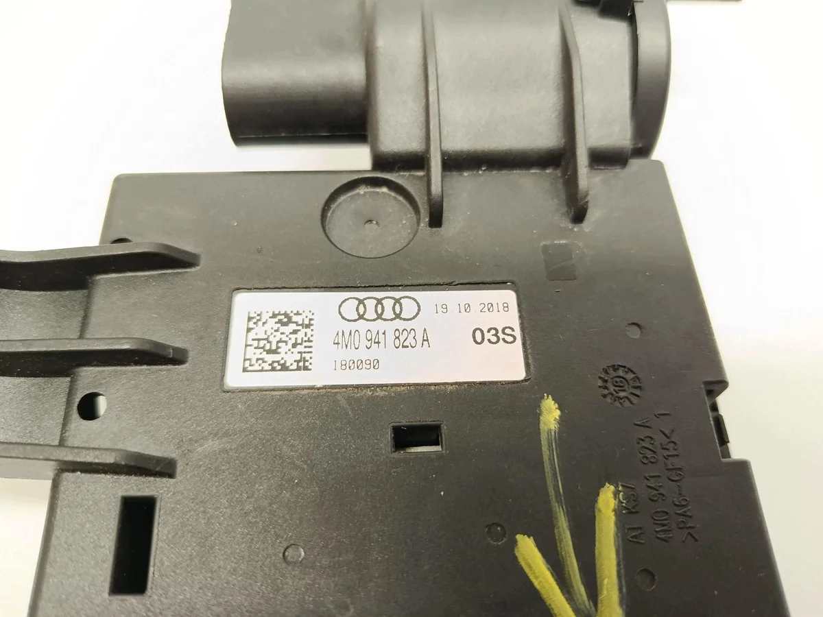 Audi Q8 2019 Distributore Corrente 4M0941823A image 3