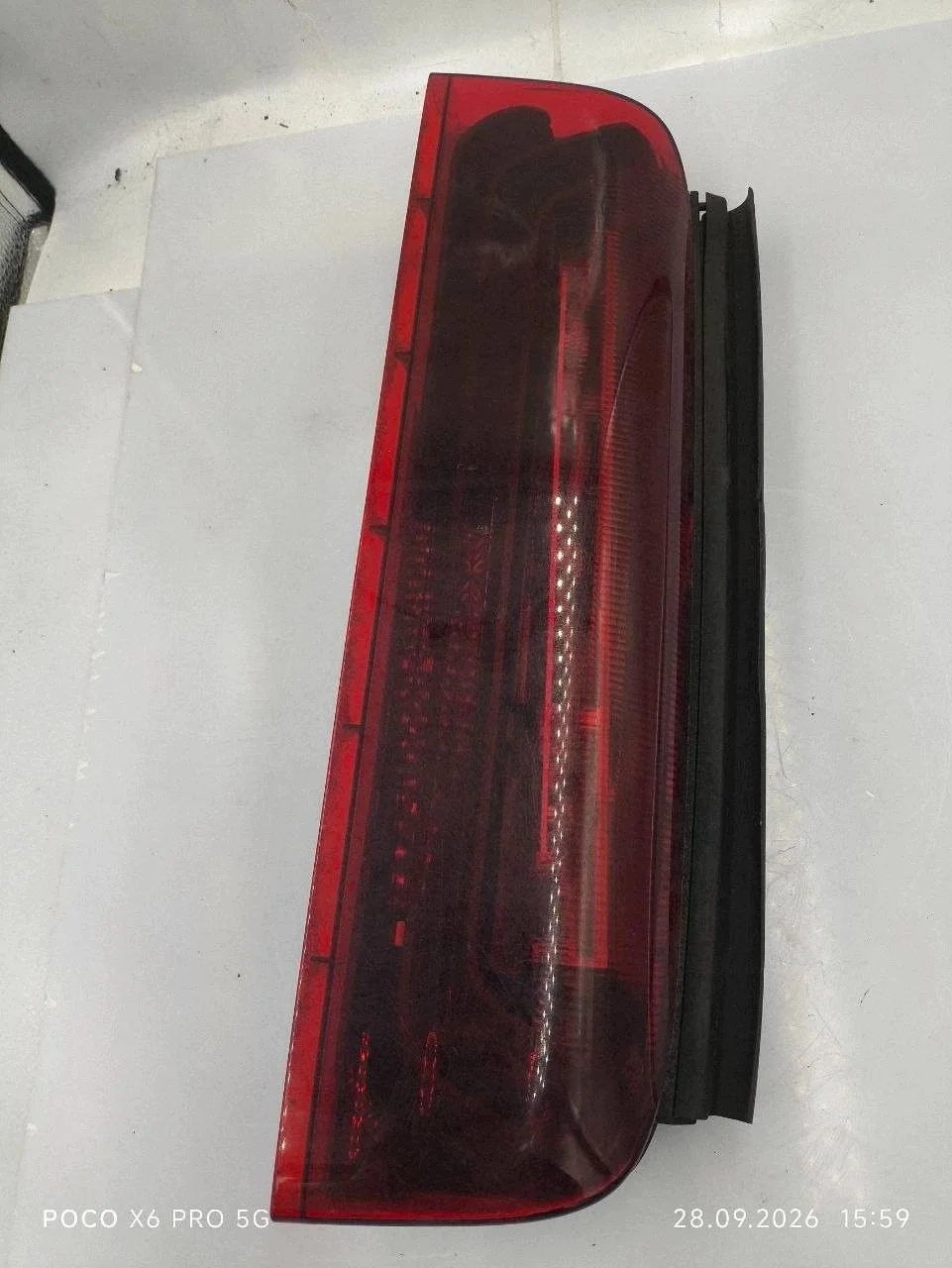 3ª Luz de Freio Ford Transit Connect