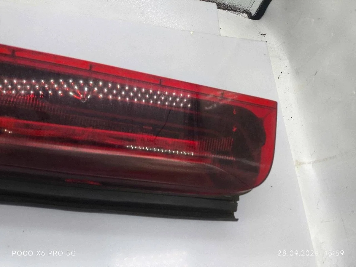 3ª Luz de Freio Ford Transit Connect image 3